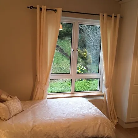 Alojamento de Acomodação e Pequeno-almoço Carrick House 3*