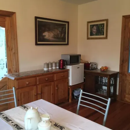 Carrick House Bed & Breakfast 3*